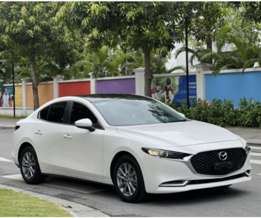 THUÊ XE TỰ LÁI MAZDA 3 2017 STD
